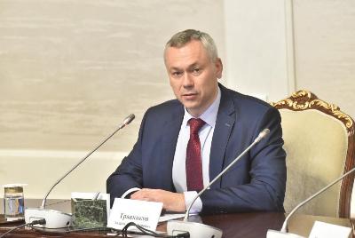 Губернатор Новосибирской области призывает жителей не покидать свои дома