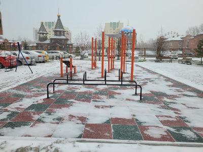 Новая спортивная площадка для жителей Кировского района