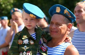 2 августа отмечается день рождения российских Воздушно-десантных войск