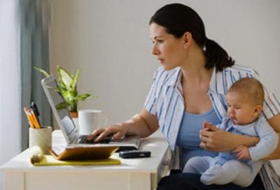 Время ухода за детьми автоматически учтется маме при установлении пенсии