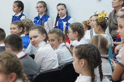 Школа Кировского района празднует двойной юбилей