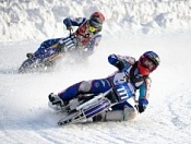 Новосибирские гонщики завоевали золото и серебро всероссийских соревнований по мотогонкам на льду