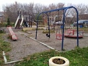 Установлена детская игровая площадка по адресу ул. 2я - Ольховская, 7.