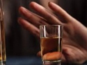 Профилактика и первая помощь при отравлении суррогатами алкоголя