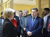 Мэр Новосибирска Анатолий Локоть посетил отделение социальной реабилитации в Кировском районе