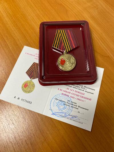 Торжественное вручение медалей состоялось в Кировском районе