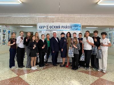Главный документ в 14 лет: молодым жителям Новосибирска вручили паспорта гражданина РФ